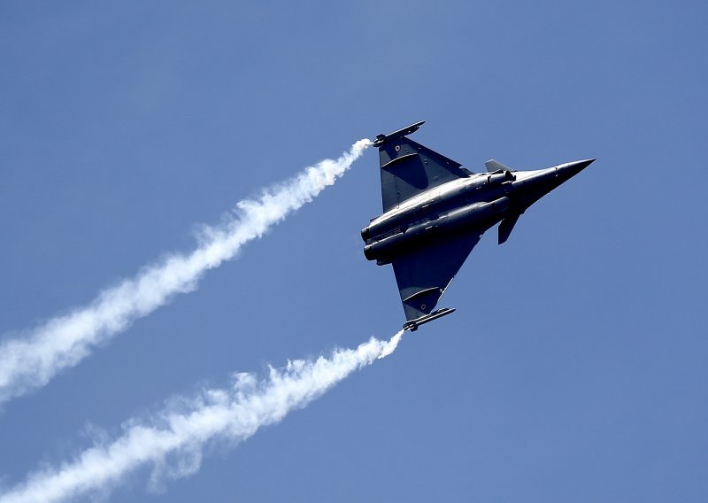 Grčka kupila 18 borbenih zrakoplova Rafale u jeku sukoba s Turskom