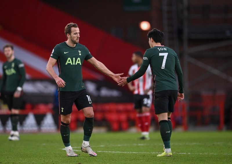 Tottenham i Jose Mourinho izborili prolaz u FA kupu kod drugoligaša, zabili tri gola u zadnjih pet minuta