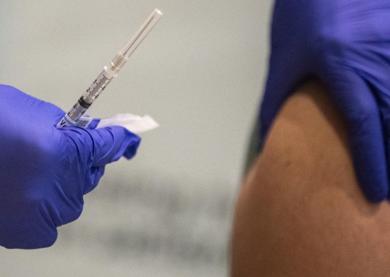 Rusija započinje s proizvodnjom trećeg cjepiva protiv covida-19