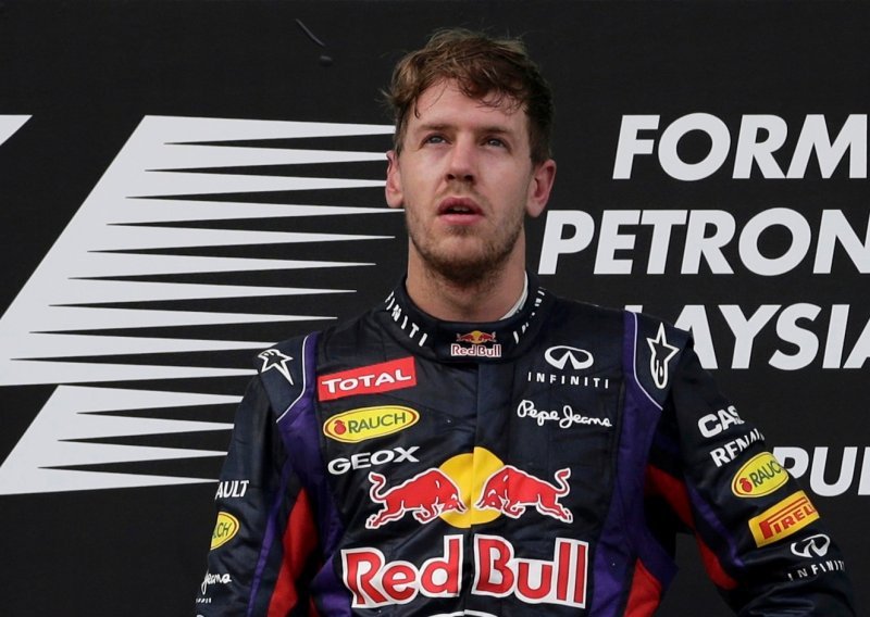 Vettel na stupu srama: Ovo nije nešto čime se ponosim!