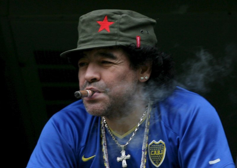 Diego Armando Maradona je nakon smrti ostavio veliku tajnu; u Dubaiju su pronađena dva njegova sefa, ali pojavio se i novi problem