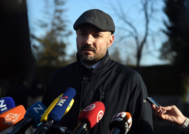Milošević: Na Baniji 1800 privremenih smještajnih objekata