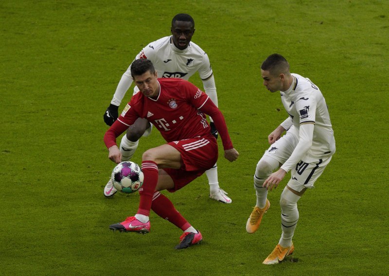 [FOTO] Hoffenheim teško stradao kod Bayerna; mala utjeha Andreju Kramariću može biti što je opet zabio bavarskom velikanu