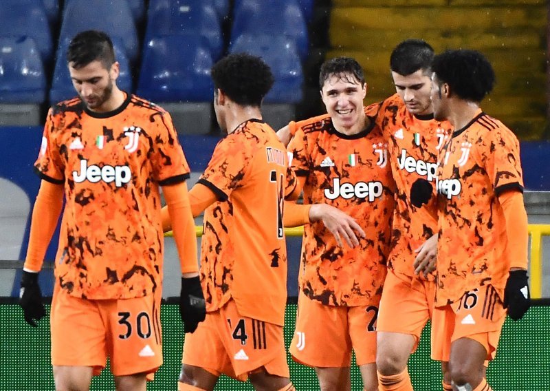 [FOTO] Juventus rutinski prošao gostovanje kod Sampdorije i nastavio lov na velikane iz Milana