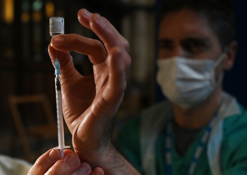 Pfizer ide dalje: Sada testiraju i treću dozu cjepiva