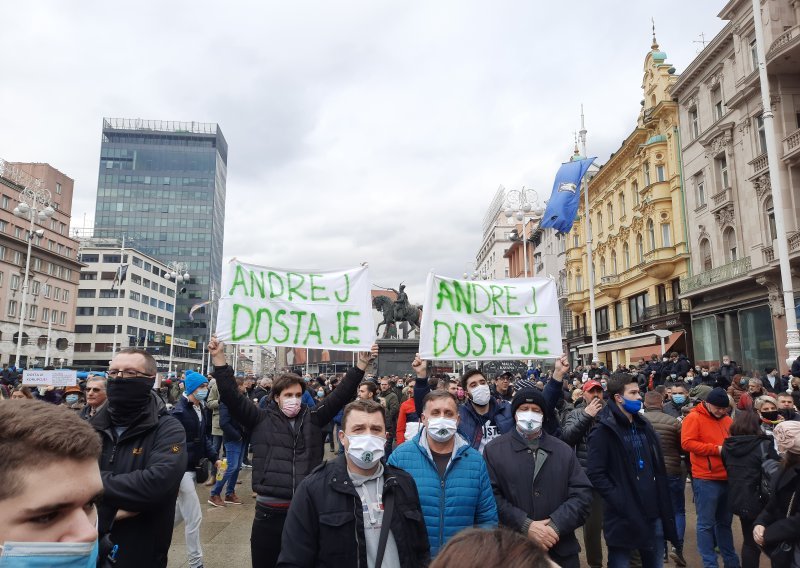 Prosvjed poduzetnika u centru Zagreba, bune se protiv neadekvatnih ekonomskih mjera i diskriminacije