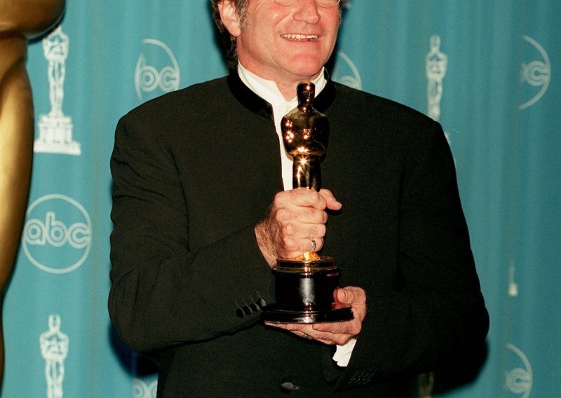 Nezaboravne filmske scene s Robinom Williamsom