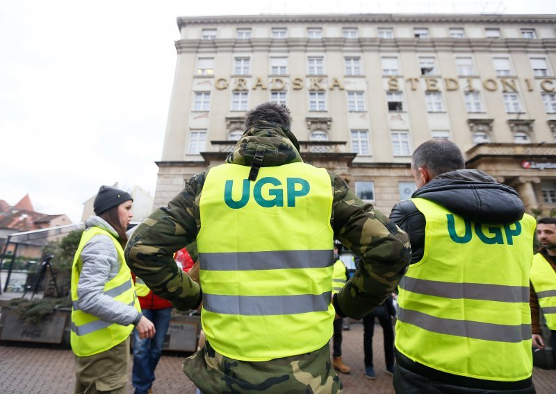 Zbog prosvjeda na Trgu država kaznila udrugu Glas poduzetnika s 20.000 kuna, a njezinog čelnika Bujasa s još 10.000 kuna