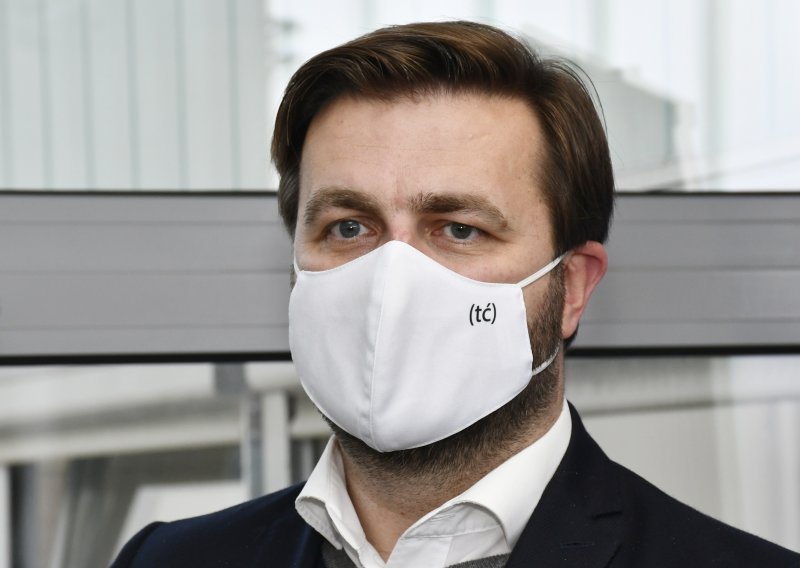 Ćorić odgovorio Mostovcima: Dirnula me potpora...prva ljubav se ne zaboravlja