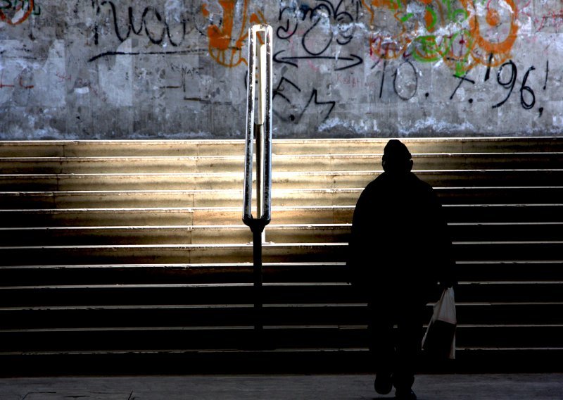 Broj siromašnih sve više raste, a bogatima ide sve bolje