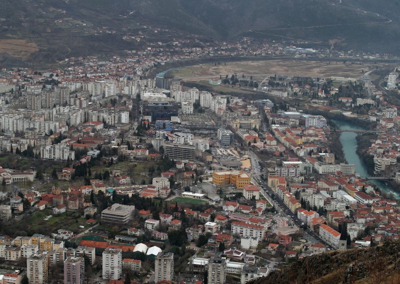 Vijećnici bošnjačke SDA napustili sjednicu i zaustavili izbor gradonačelnika Mostara
