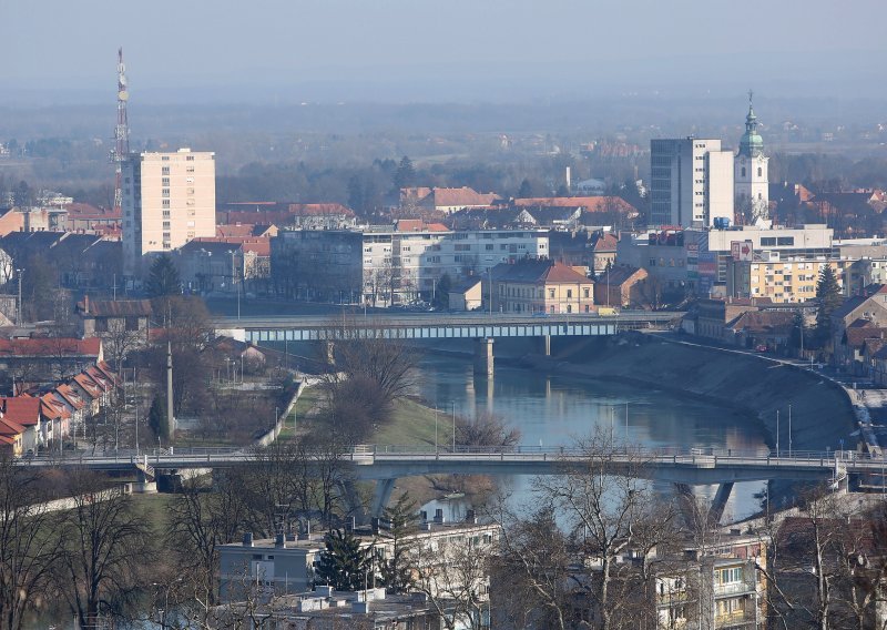 Policijski načelnik među suspendiranima zbog teže povrede službene dužnosti