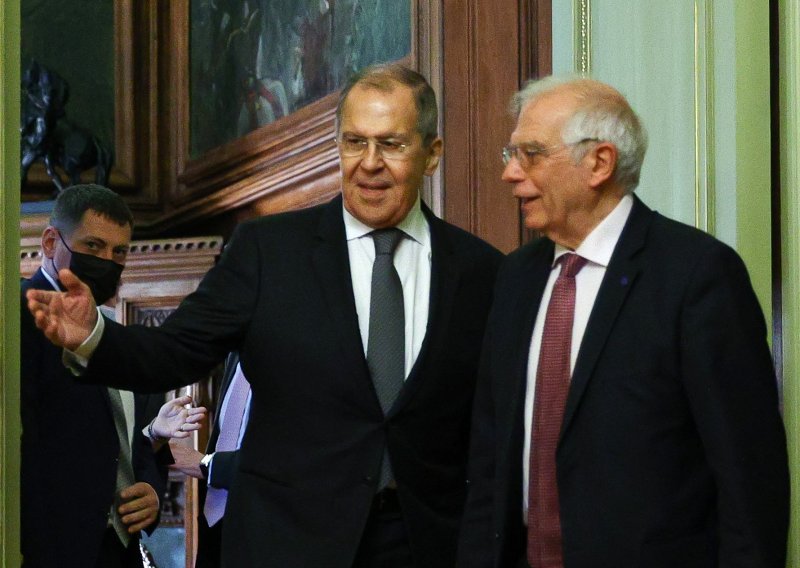 Borrell traži oslobađanje Navaljnog; Lavrov kaže da je EU nepouzdan partner