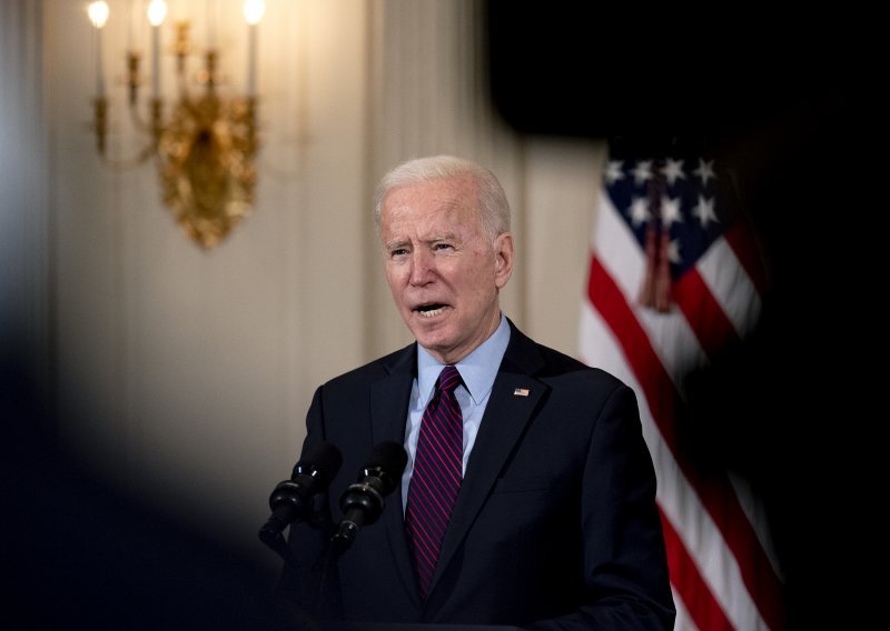 Biden najavio mjere za oporavak tržišta rada, stopa nezaposlenosti u SAD-u premašuje osam posto