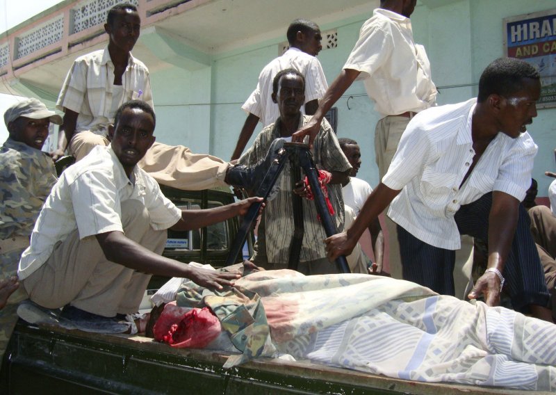 Među 31 žrtvom napada i somalski parlamentarci
