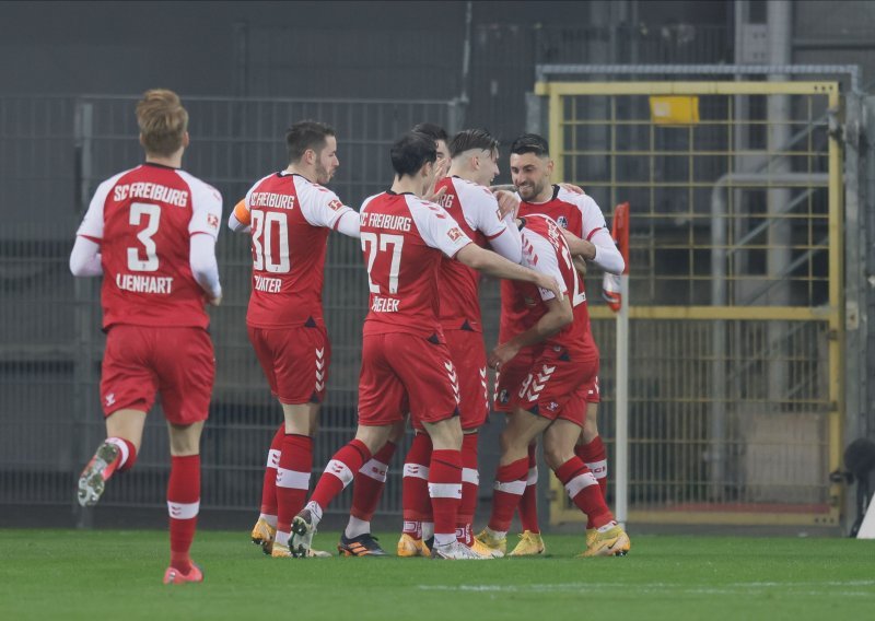 Nogometaši Freiburga kreirali su najveće iznenađenje 20. kola, Bayeru golijada protiv Stuttgarta