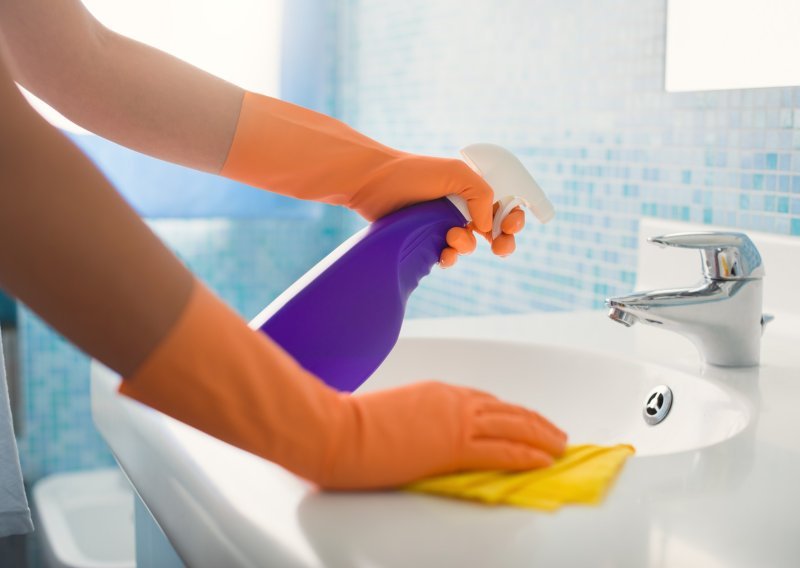 Napravite prirodna i potpuno sigurna sredstva za čišćenje doma i uštedite hrpu novca