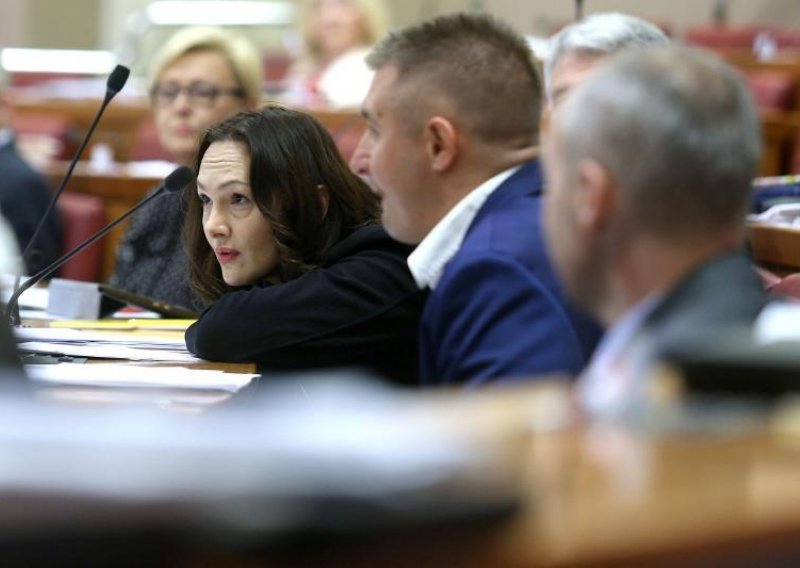 Vukovac: Većina u Mostu neće dati povjerenje Karamarku!
