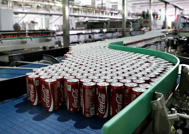 Matematičar izračunao; sav svjetski koronavirus stane u limenku Coca-Cole