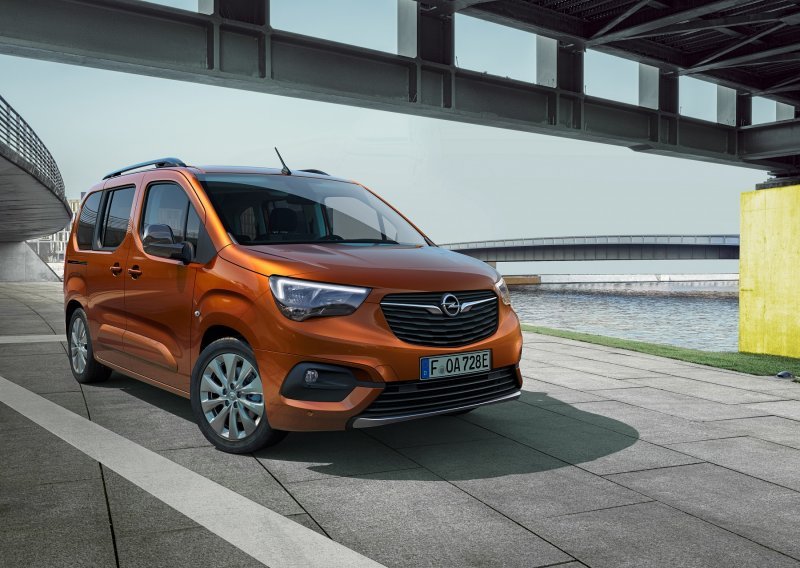 [FOTO] Opel predstavio Combo-e Life: Električni pogon, vrhunska sigurnost, udobnost i praktičnost
