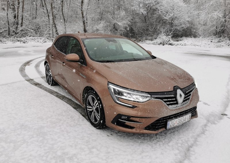 [FOTO/VIDEO] Vozili smo osvježeni Renault Mégane TCe 140 EDC: Izvrsno koncipiran kompaktni hatchback, s puno tehnologije i snage