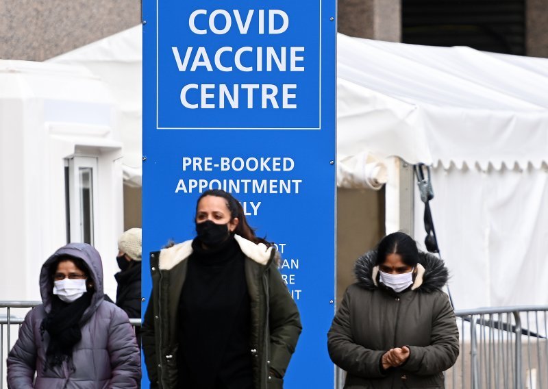 U Britaniji više od 25 milijuna primilo prvu dozu cjepiva protiv covida-19