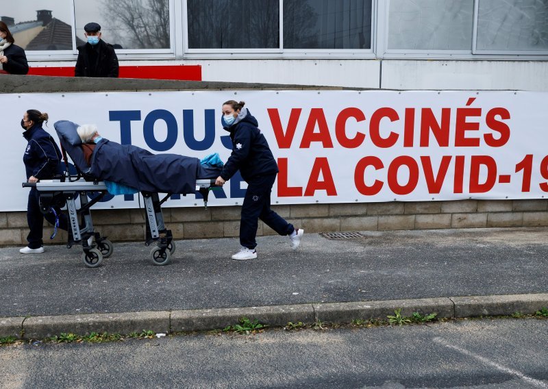 Francuska: Do sredine svibnja najmanje 20 milijuna cijepljenih