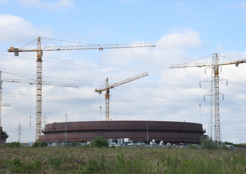 Cijene nafte u veljači skočile oko 20 posto