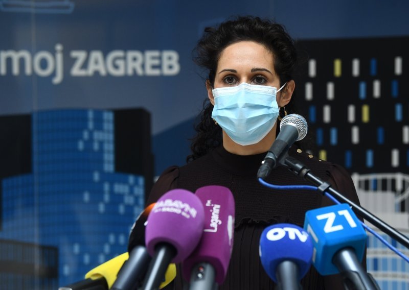 Idućeg ponedjeljka u Zagrebu kreće cijepljenje starijih od 65 godina, punktovi u pripremi
