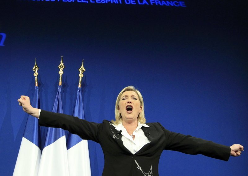 Le Pen ostala bez imuniteta zbog vrijeđanja Muslimana