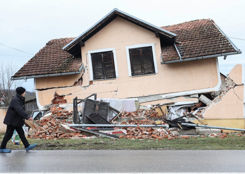 Od potresa pregledano više od 28 tisuća objekata, još gotovo deset tisuća čeka na red