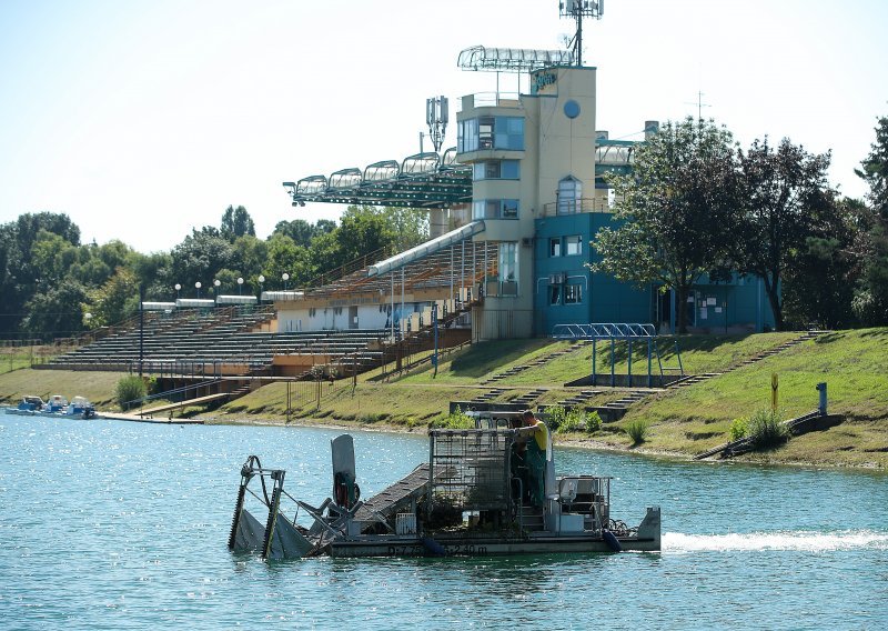 Samo tri mjeseca prije veslačkog Svjetskog kupa krenulo peglanje Jaruna: Cijena s planiranih 19 milijuna kuna narasla na 30, a radovi će biti gotovi taman uoči izbora