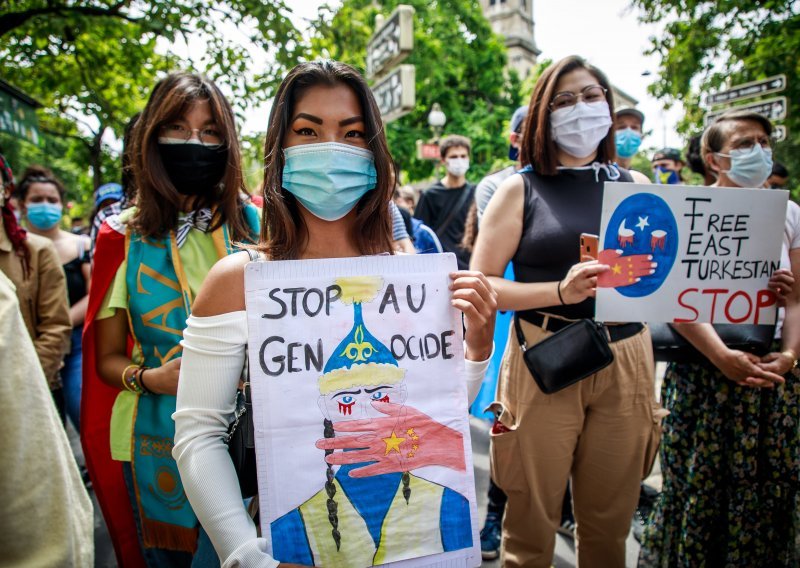 Kina odbacuje optužbe za genocid u Xinjiangu