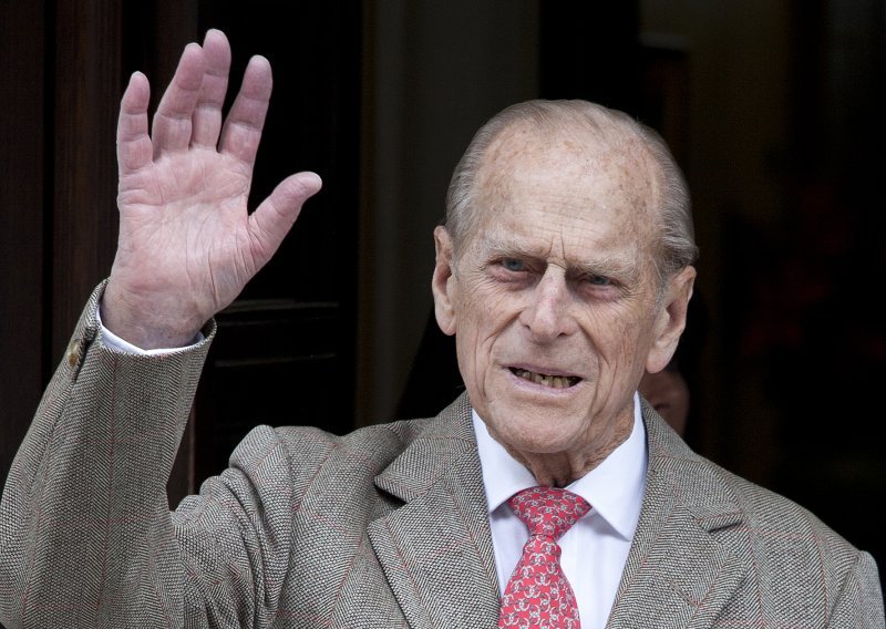 Svi su zabrinuti: Princ Philip prebačen u drugu bolnicu na daljnje liječenje