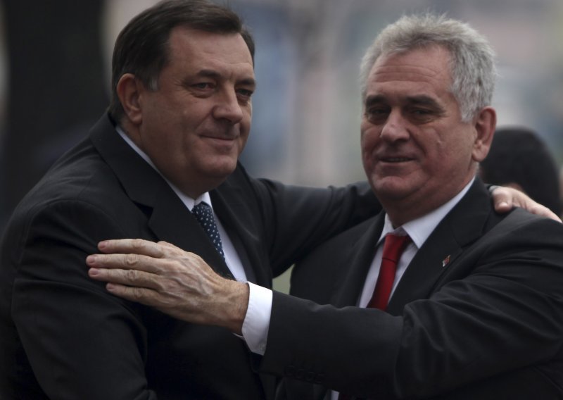 Dodik: Stranci su ponizili Srbe