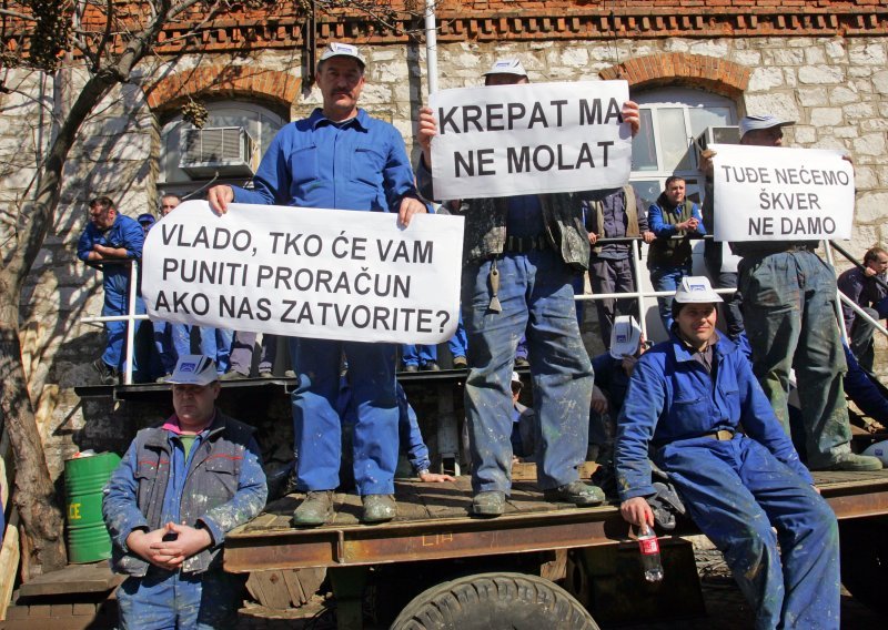 Radnici 3. maja: Hoću svoju zarađenu plaću