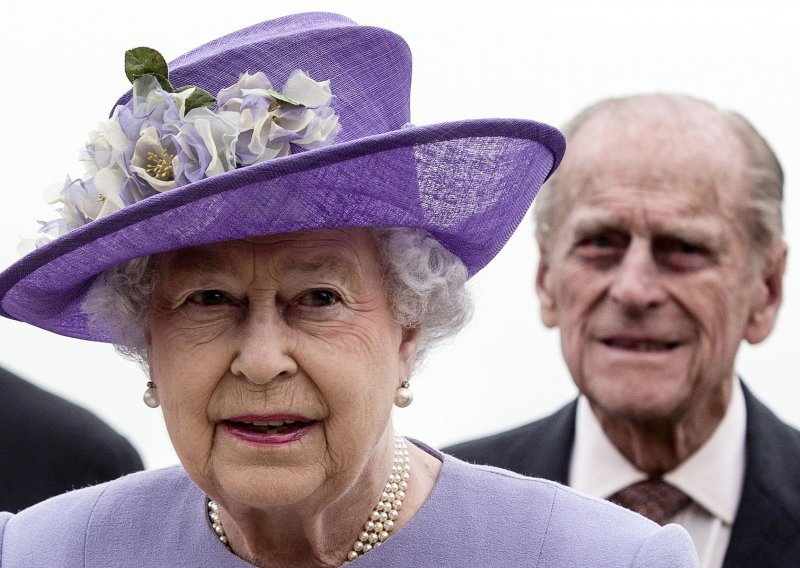 [FOTO] Kraljica Elizabeta II bila je uz princa Philipa u njegovim posljednjim trenucima života
