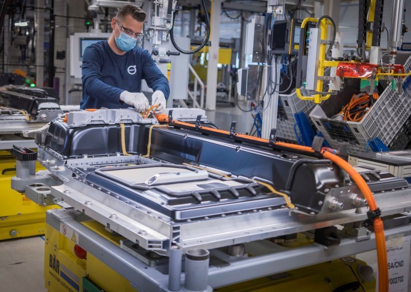 Daimler i Volvo najavljuju proizvodnju gorivih ćelija u Europi