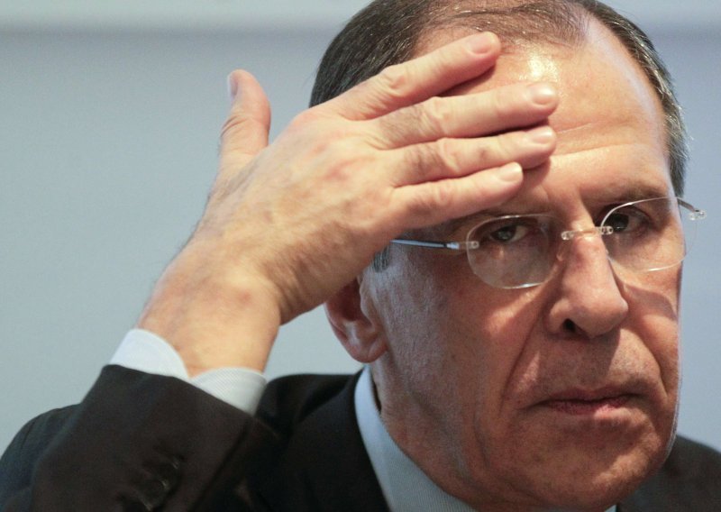 Lavrov ismijava sankcije, Rusija anektirala Krim