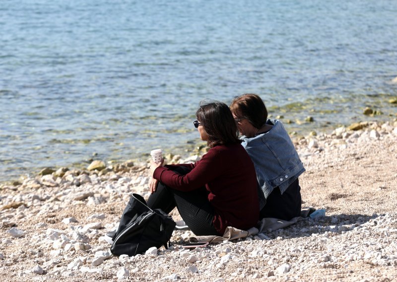 Proljeće u veljači: Temperature idu i preko 23 stupnja