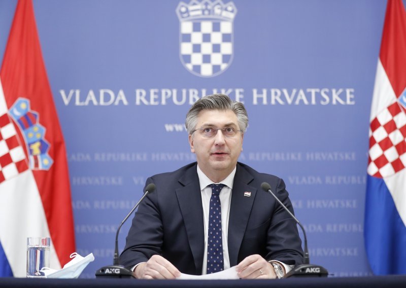 [FOTO/VIDEO] Plenković: Nema zavjere mene ili Vlade da u javnosti namećemo temu govora mržnje