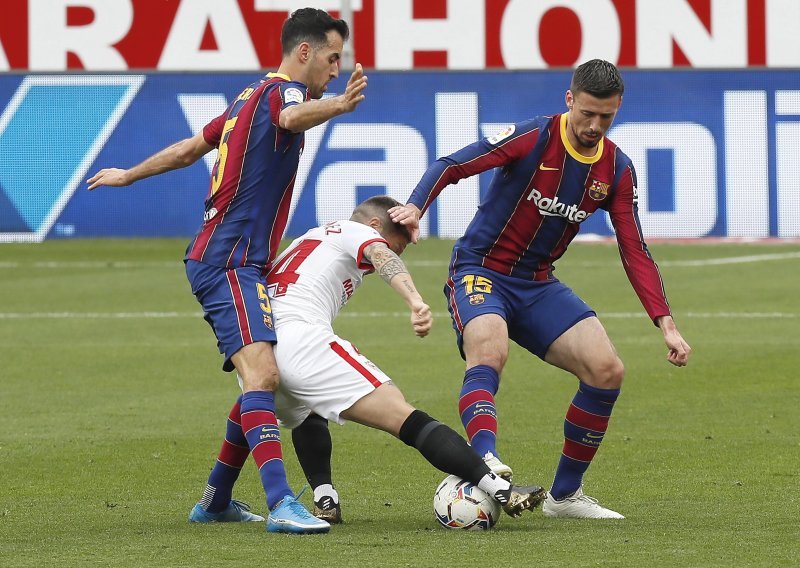 [FOTO] Barcelona na krilima Lionela Messija srušila pobjednički niz Seville, preskočila Real Madrid i približila se Atleticu