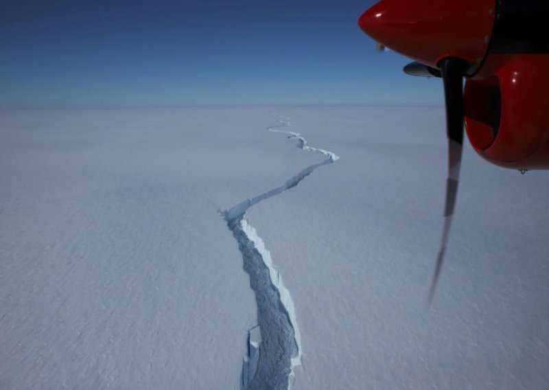 [VIDEO] Ledenjak dvostruko veći od New Yorka odvojio se od Antarktike