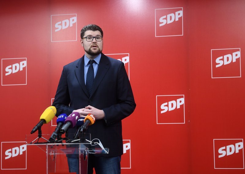 SDP izrazio sućut: Bandićevu vladavinu Zagrebom obilježile su brojne kontroverze, afere te skandali i sudski procesi