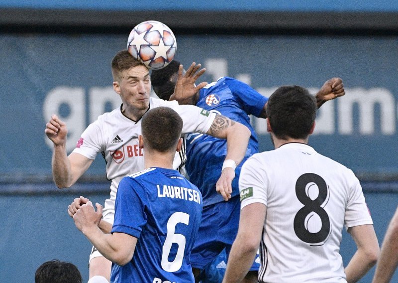 [VIDEO/FOTO] Dinamo je dugo 'lomio' Slaven Belupo, a onda su Gvardiol i Tolić zabili u razmaku od samo četiri minute i riješili pitanje pobjednika