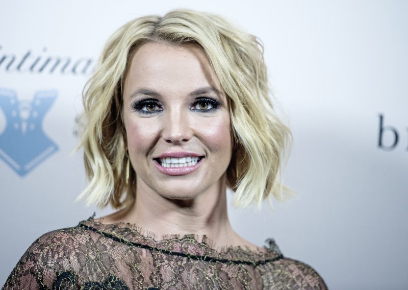 Britney Spears nakon dugo vremena pokazala sinove koji su već tinejdžeri: 'Moji dečki su tako veliki'