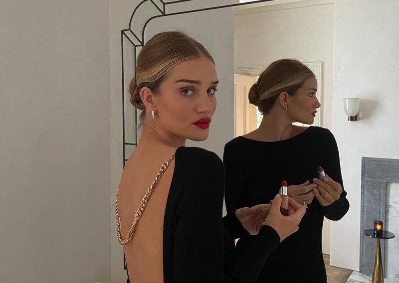 Rosie Huntington-Whiteley iskreno progovorila o svom tijelu nakon poroda: 'Ništa više nije kao nekad'