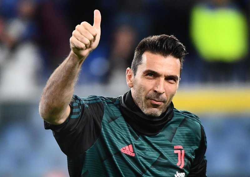 Legendarni Gianluigi Buffon odlučio kada će otići u nogometnu mirovinu; ugovor s Juventusom mu traje do kraja sezone, ali...