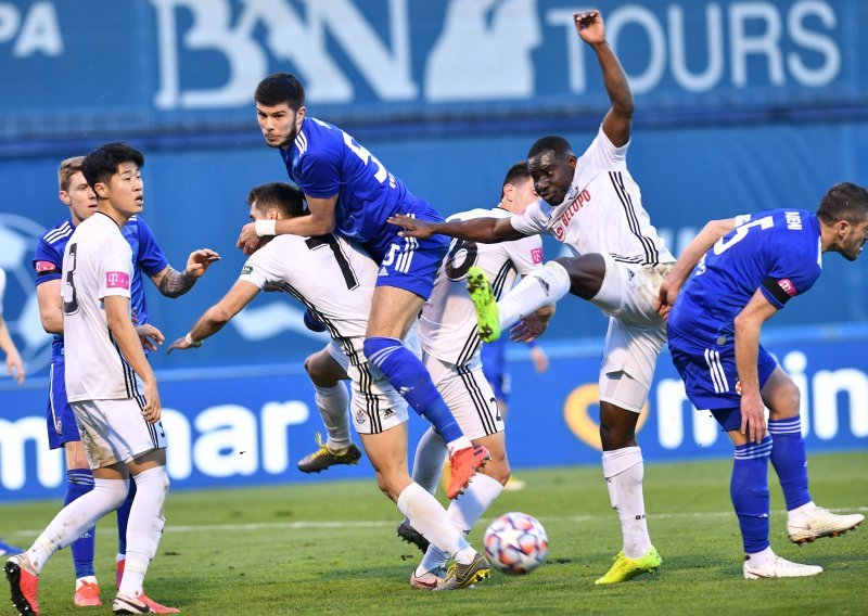 [FOTO] Dinamo je u osam minuta uspio 'slomiti' čvrsti Slaven Belupo; prvo je zabio Petković, a potom i Ademi