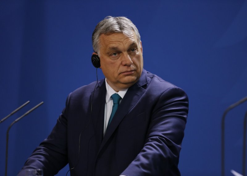 EU prijeti Mađarskoj pravnim koracima zbog oporbene radijske postaje